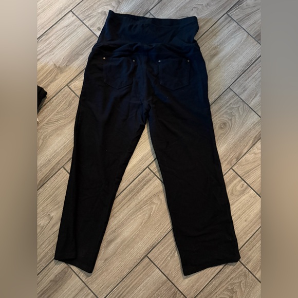 Time and Tru Black Maternity Pants - Picture 2 of 3